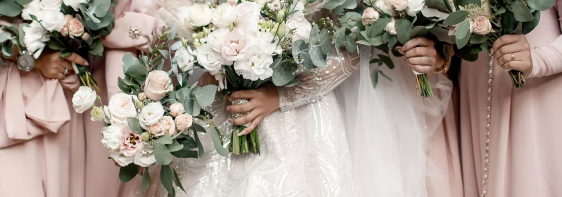 What Does a Maid of Honor Do, Exactly?