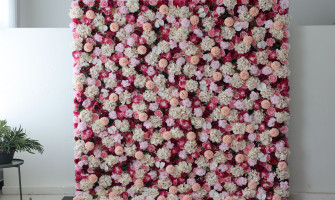Kaitlin & Cody's Romantic Red & White Wedding Theme