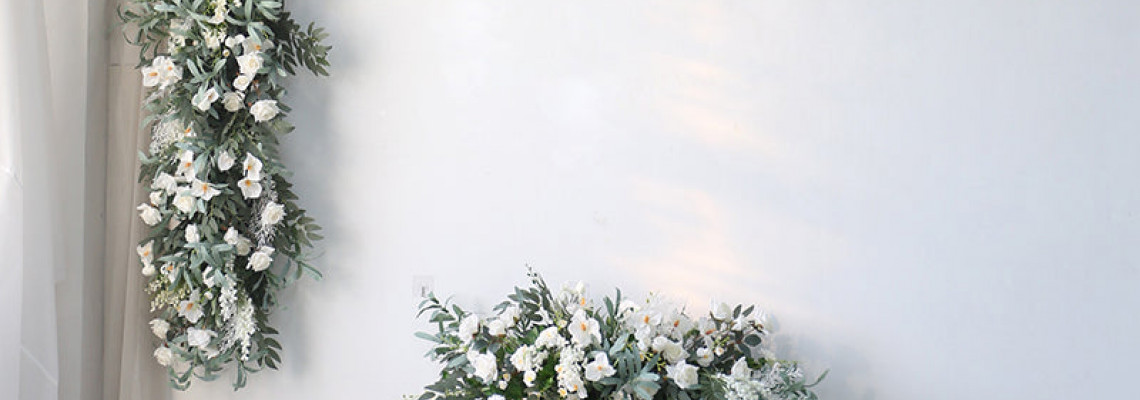 Rebekah & Eddie's Romantic Marsala Wedding in the Woods Rebekah & Eddie's Romantic Marsala Wedding in the Woods